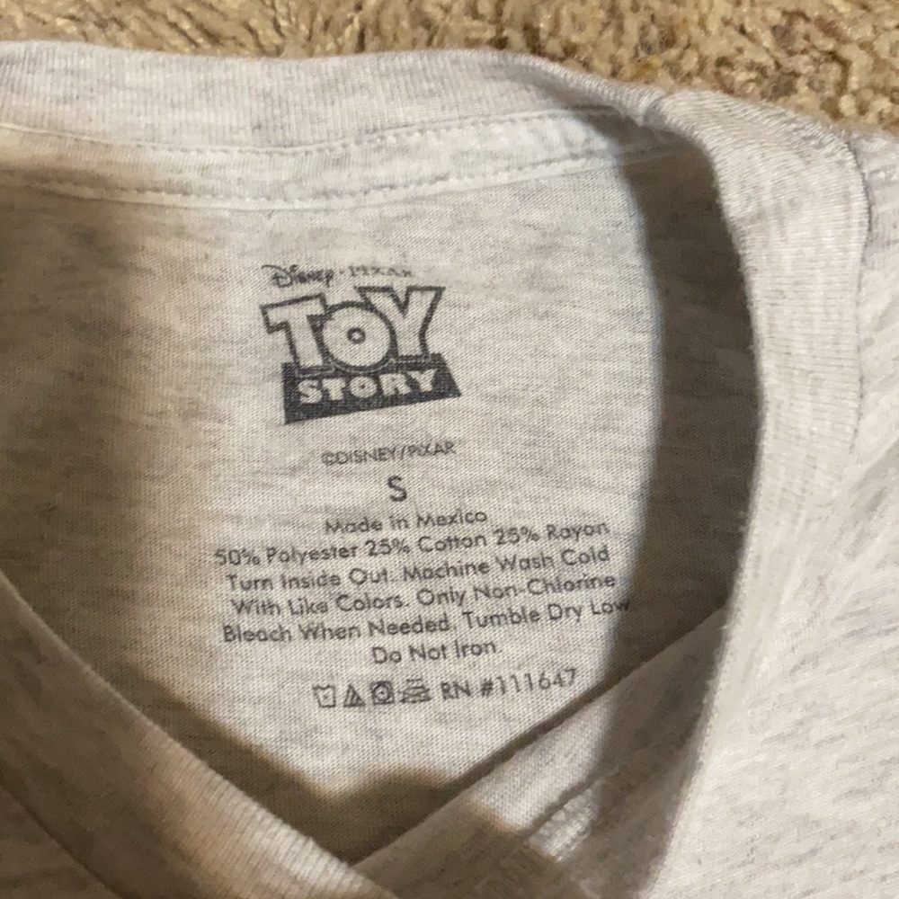 BNWOT Disney Toy Story “The Toys are back in Town” super soft tee unisex size S - Picture 3 of 3